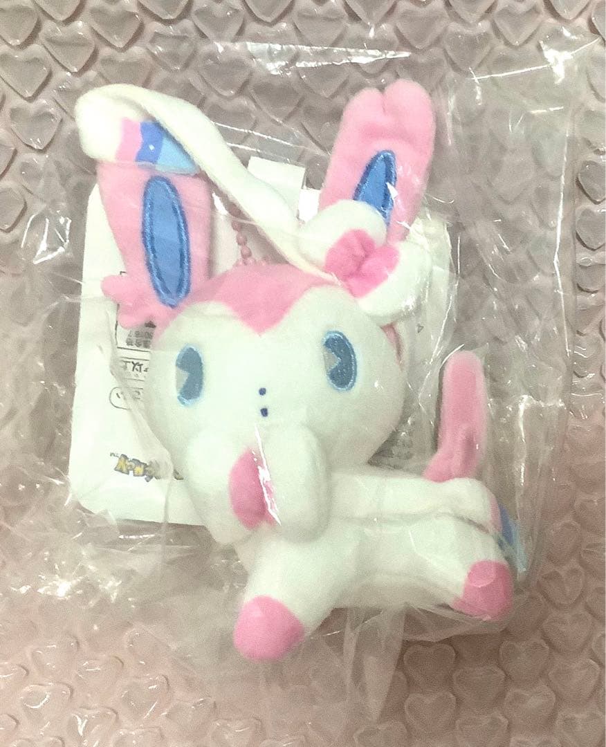 ポケモン　ぬいぐるみ　ニンフィア　フェアリータイプ　202510170057