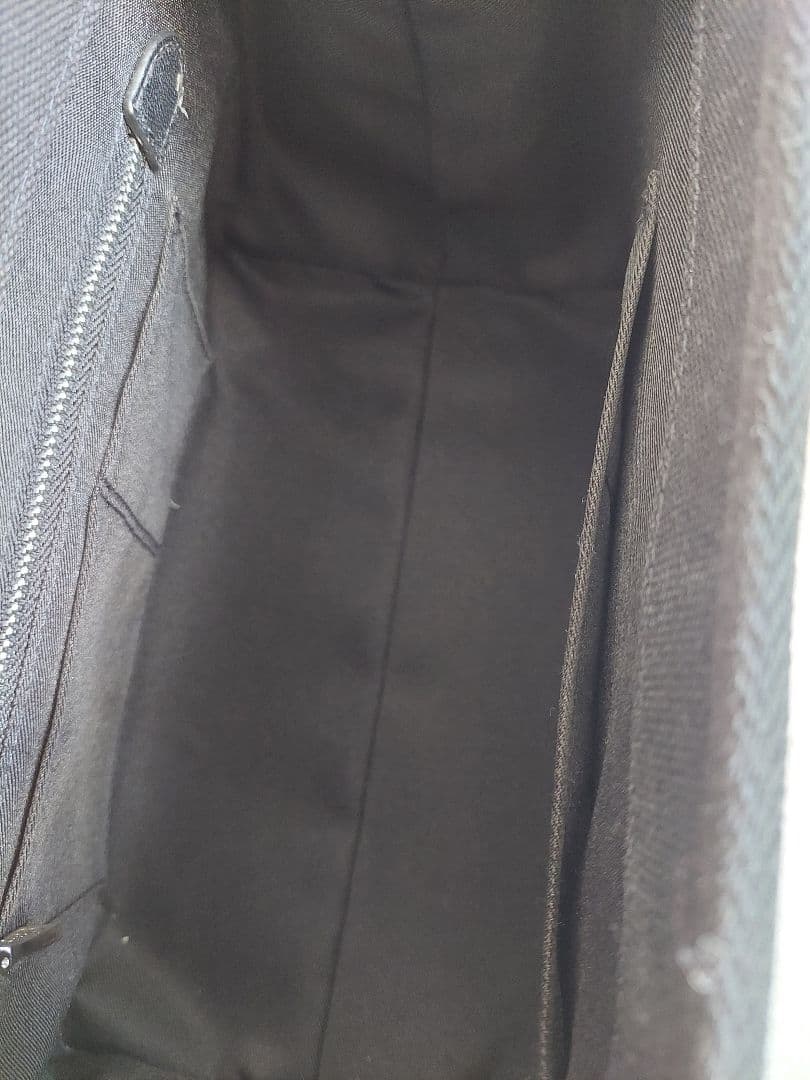 ✨極美品✨Rady ハローキティ 黒 キャンバス ハンドバッグ　即完売品