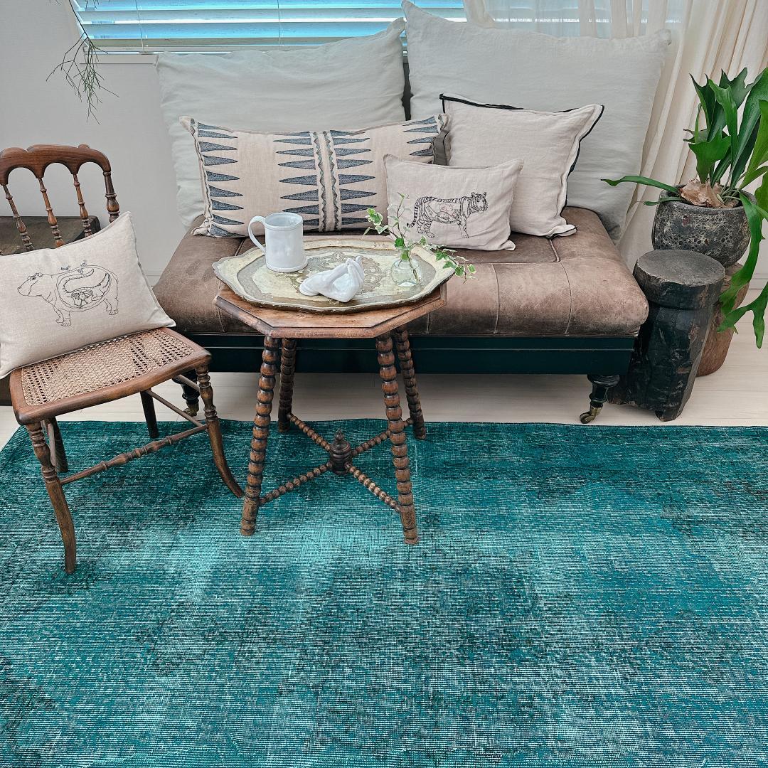 トルコヴィンテージラグ A82 大判 ダークターコイズブルー オーバーダイラグ