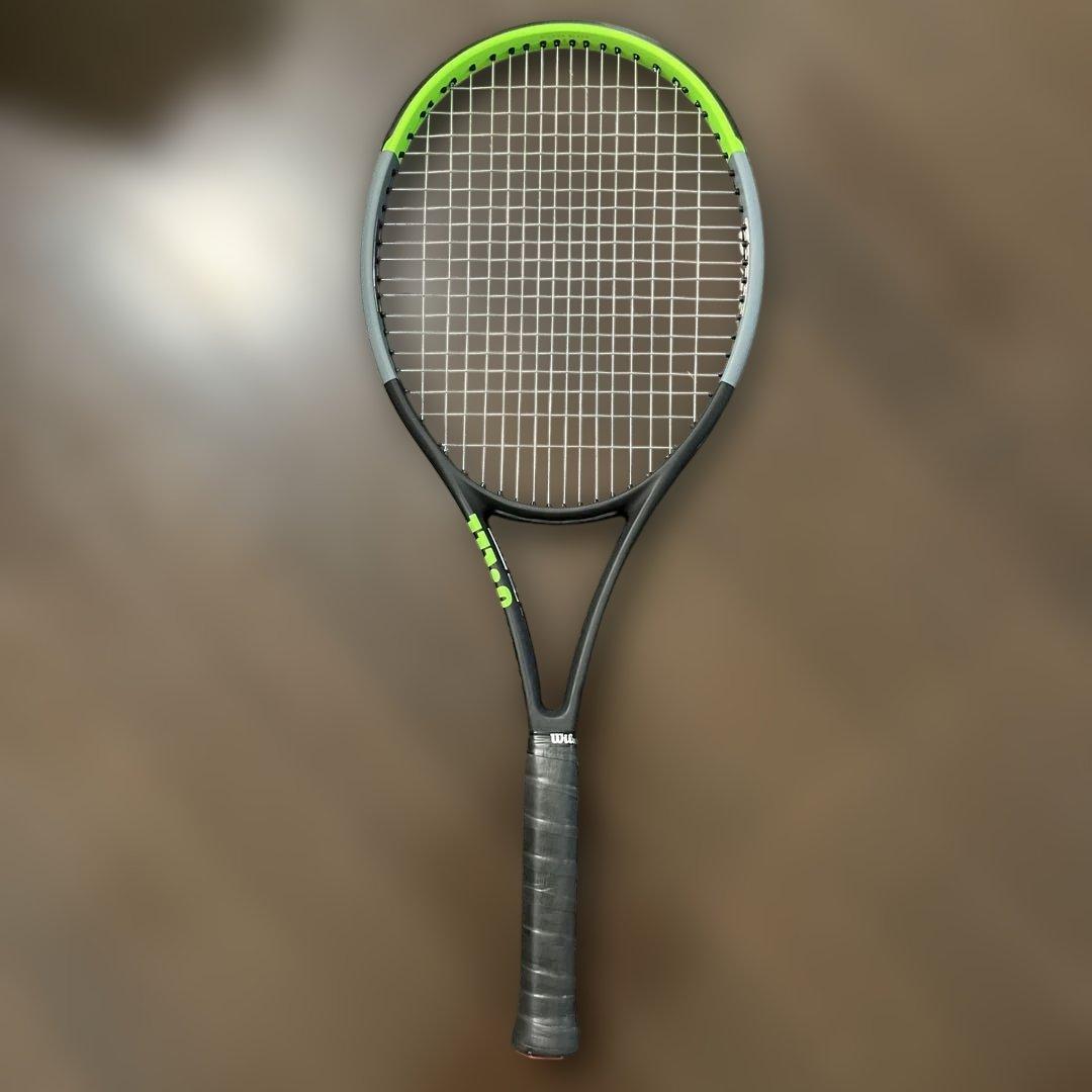 硬式テニス ラケット　ウィルソン　ブレード　100 V7.0 G2 16×19