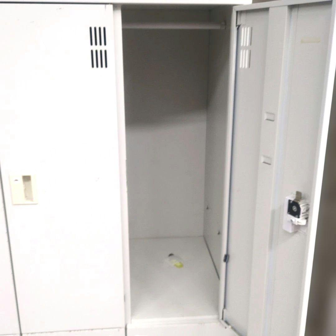 縦型オフィスロッカー 6人用 鍵付4ヵ所