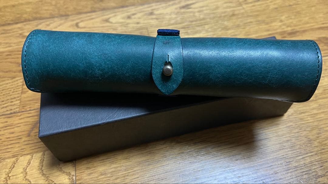 (値下げ◯)m+ ロトロスエードペンケース　プエブロオーシャン　エムピウ