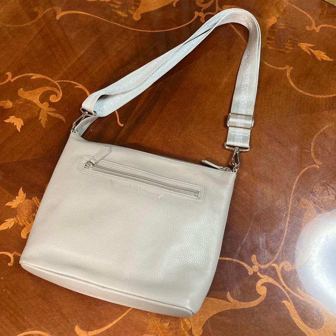 サロンドアルファード　ショルダーバッグ 日本製