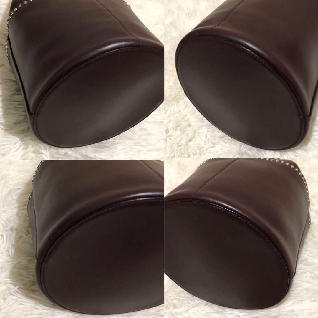 新品同様✨J&Mデヴィッドソン デイジーウィズスタッズ　レザー　ハンドバッグ