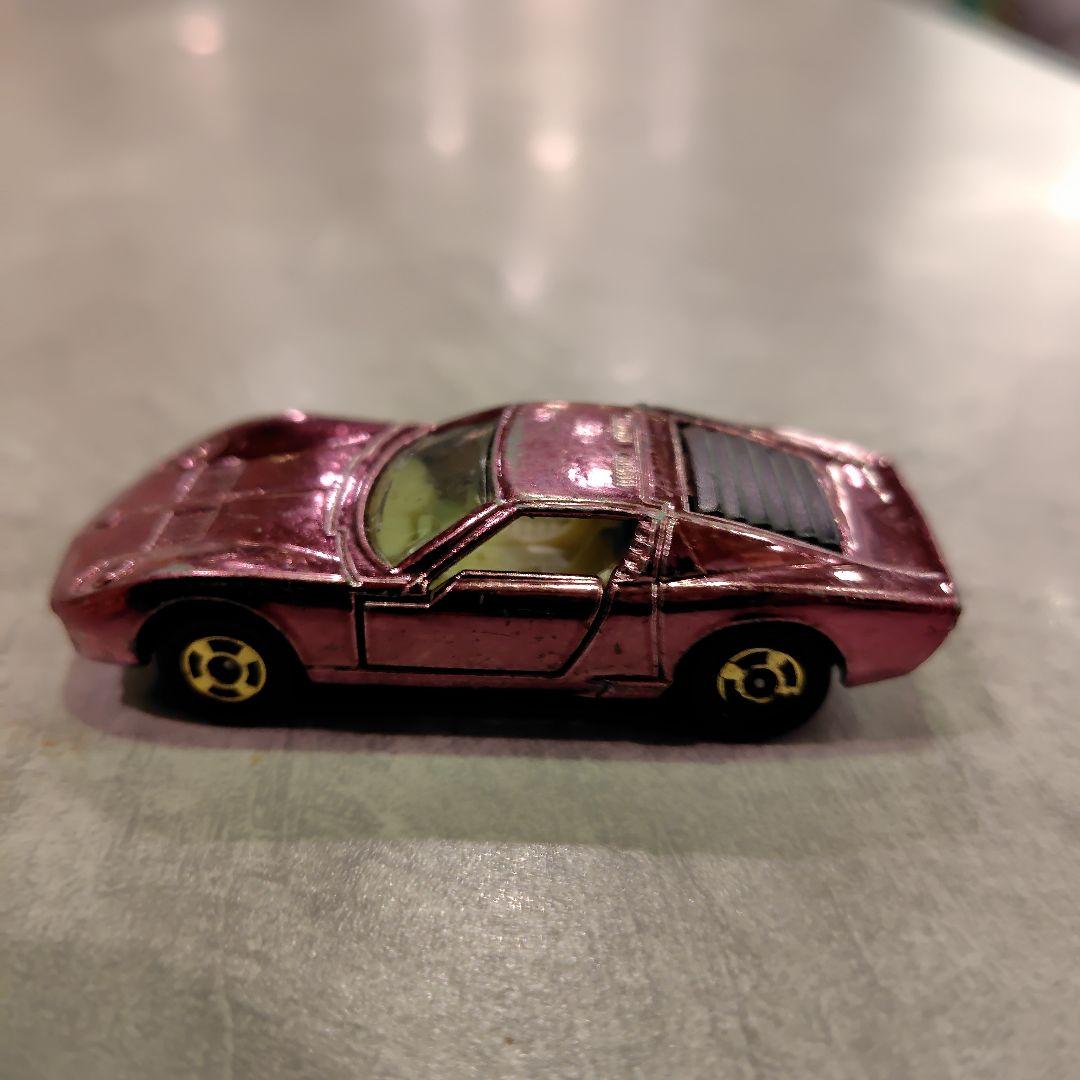 トミカメタリックピンク スポーツカー ミニカー