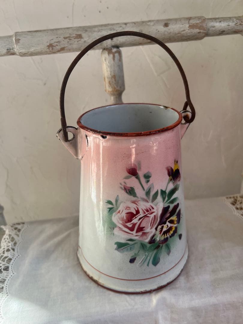 可憐♡アンティークホーロー　JAPY ウェディング　ピンク　小さな　ミルクポット