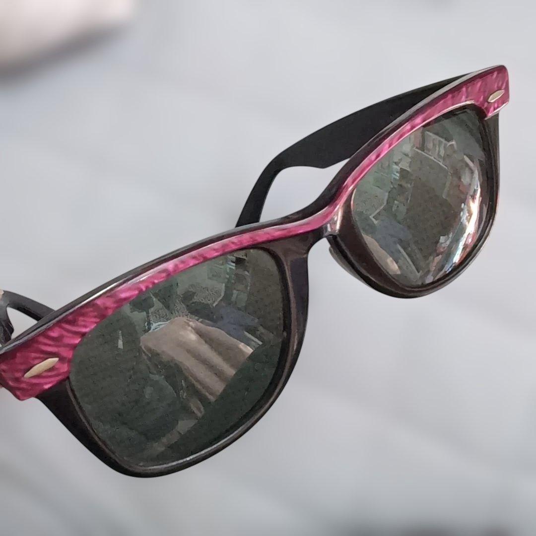 90's Ray-Ban ピンクと黒のキャットアイサングラス