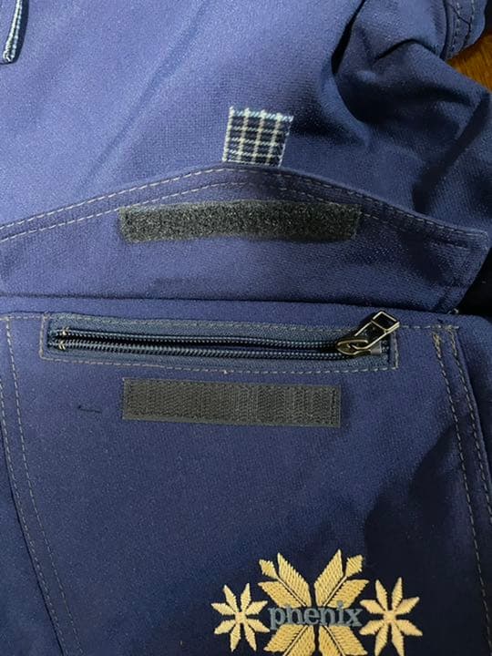 スキー、スノーボー用ウエア、付属品一式。1回使用の美品です