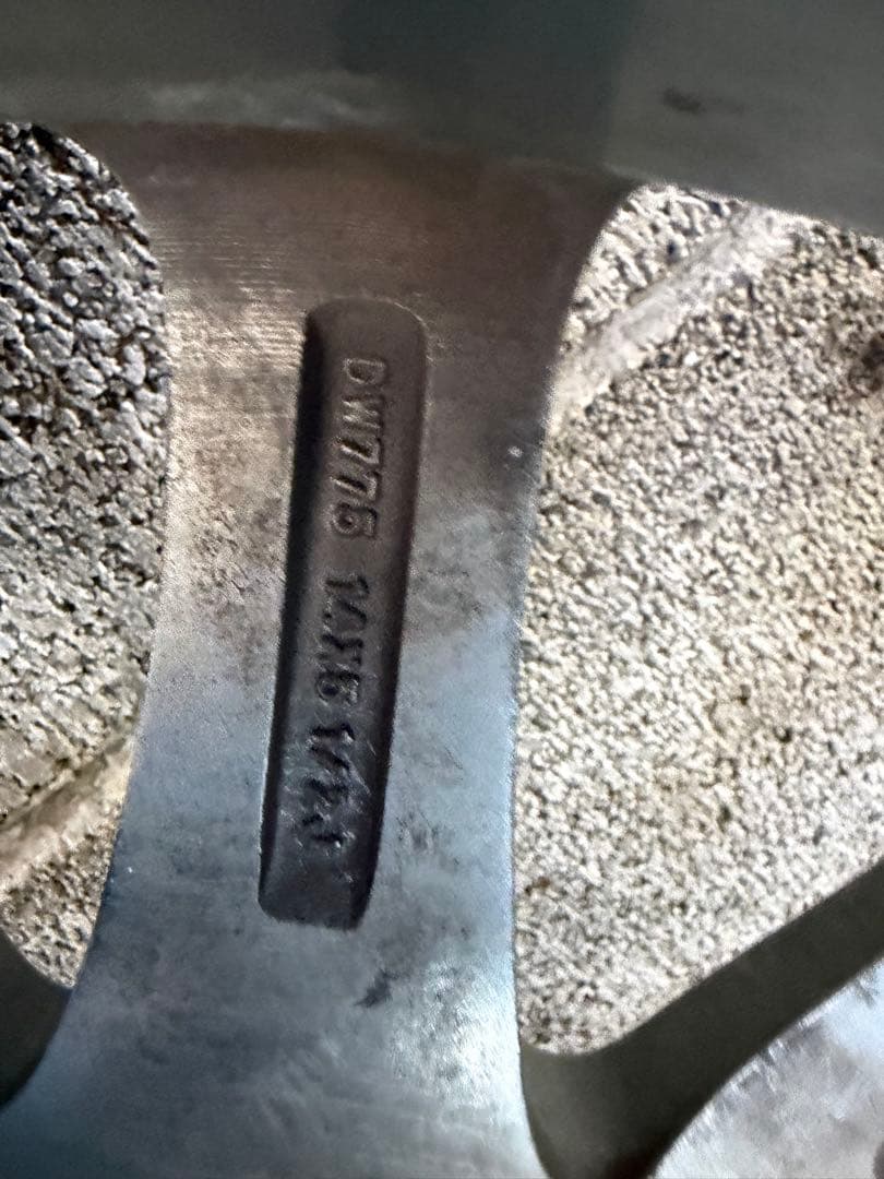 【ＪＵＮ喜】175/65R14 VRX2 スタッドレスタイヤVRX2 ①