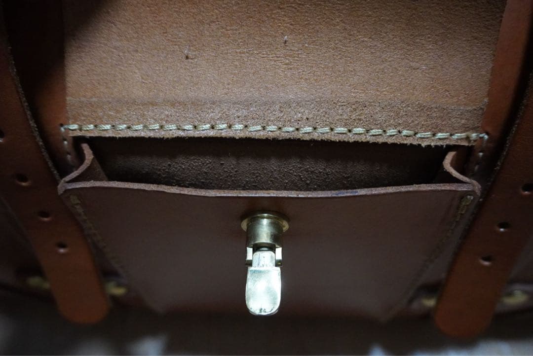 大人の魅力‼️HERZ限定モデル 「グラッドストン・バッグ」