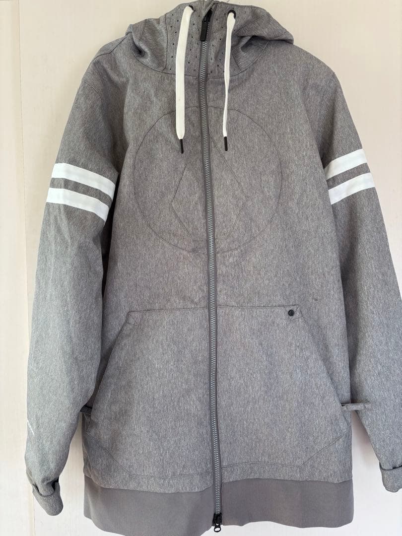VOLCOM スノーボードウェア Mサイズ グレー　即日発送