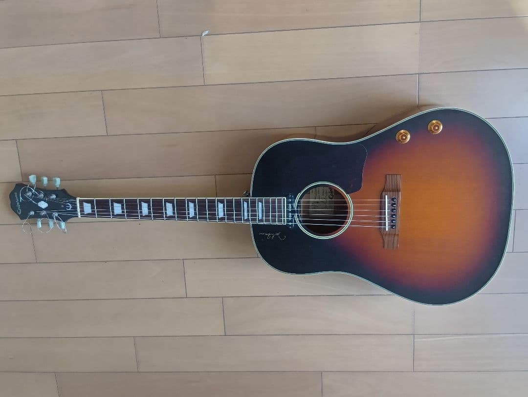 Epiphone John Lenon EJ-160Eの出品。