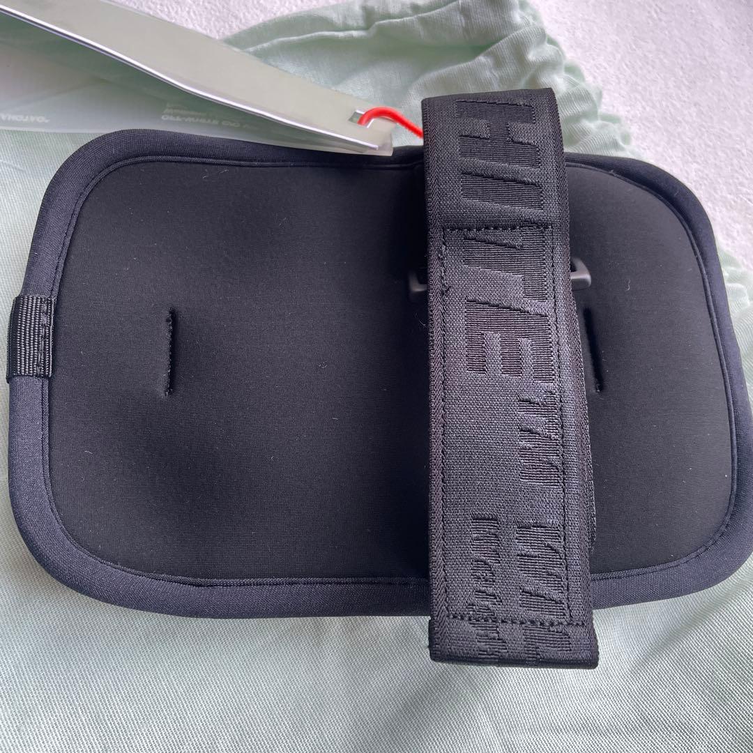 Off-White オフホワイト ポーチ　ARM　Pouch　ミニバック