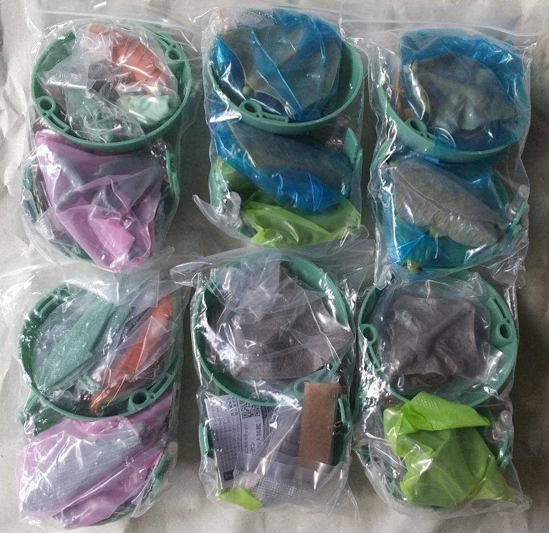 ガシャポン　いきもの大図鑑　かぶとむし くわがた かまきり サソリ　セット