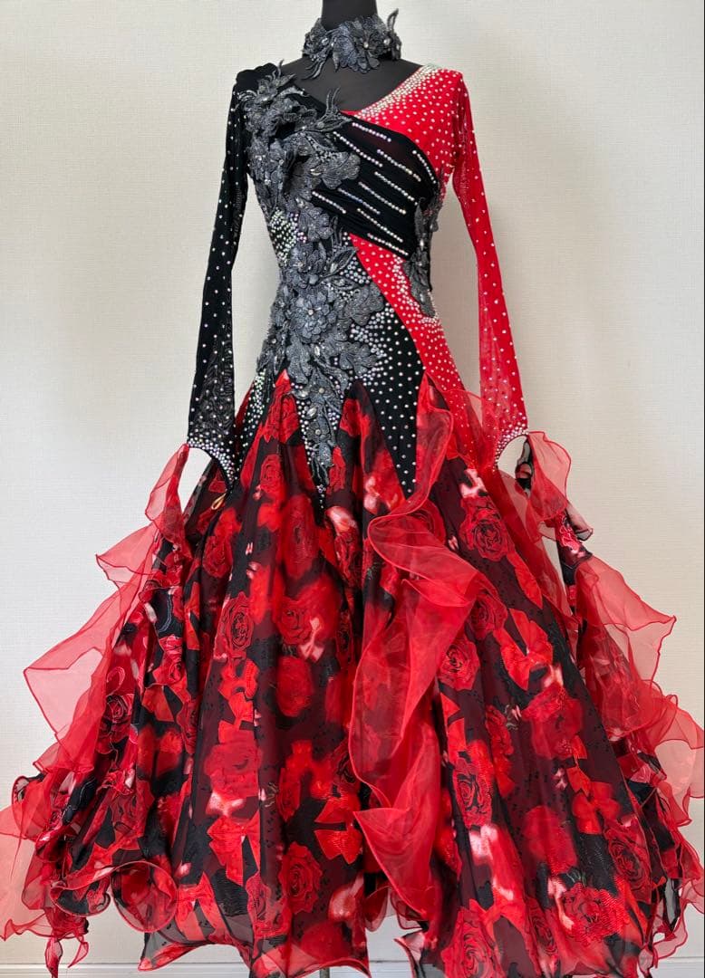 社交ダンス用ドレス　競技用ドレス　モダンドレス　赤