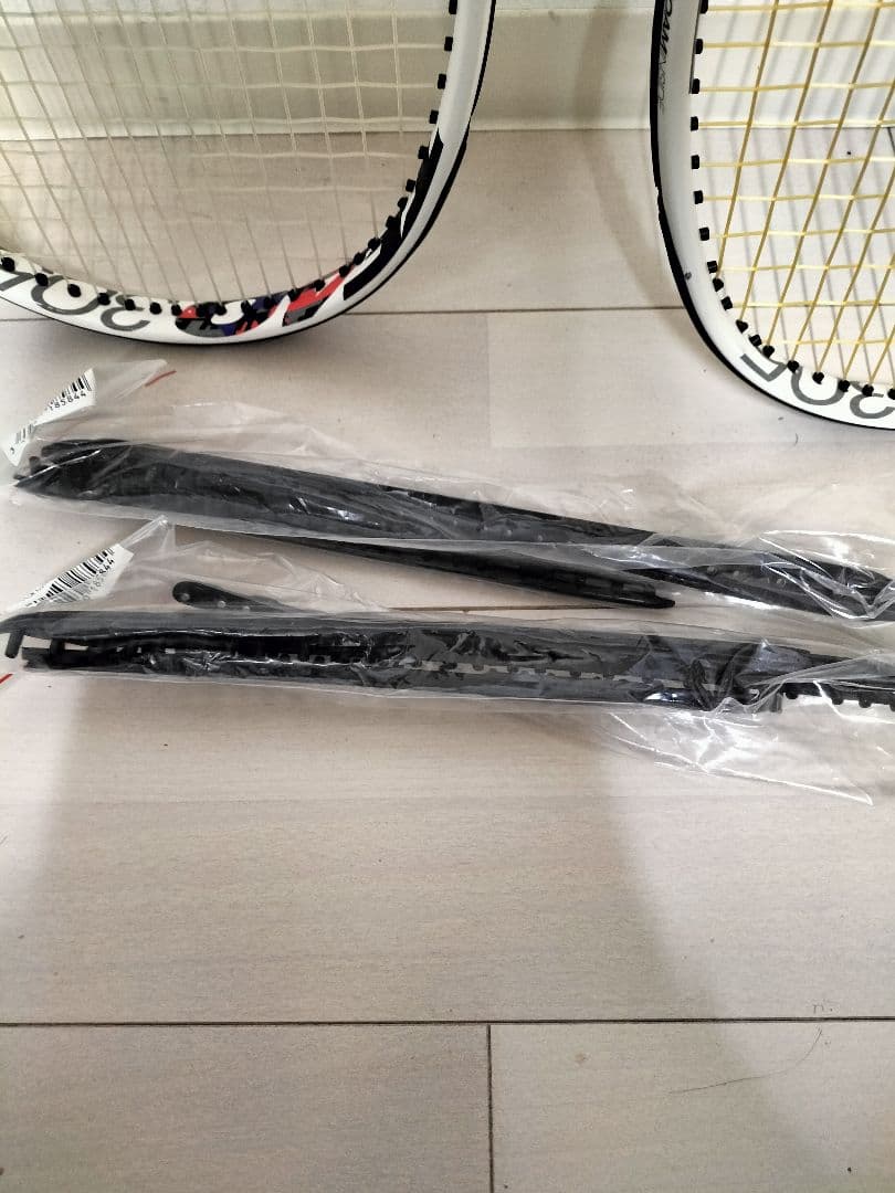 Tecnifibre　TF-40 305 18M 　グロメット付き
