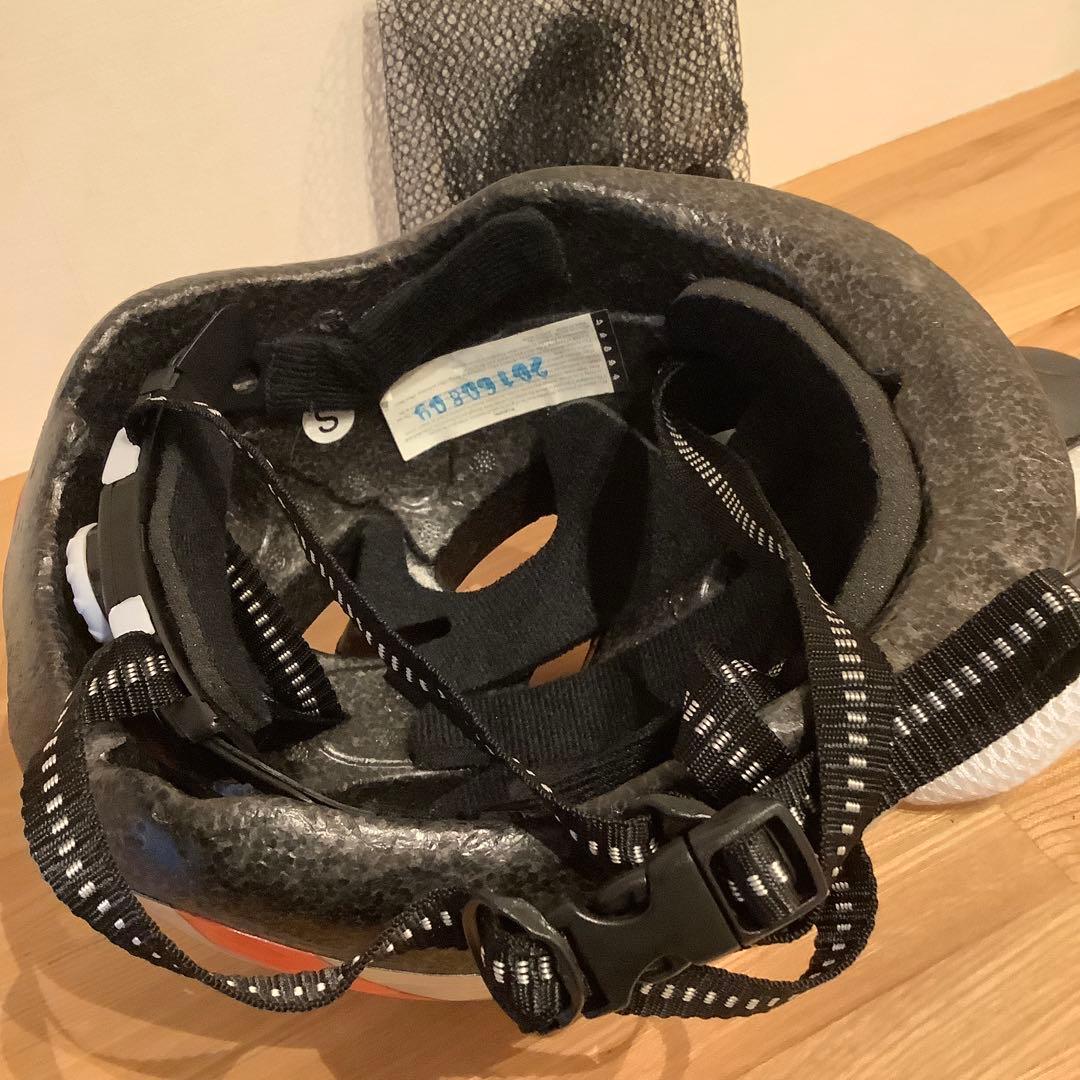 【美品】スパーキー　キックバイク　レッド　SPARKY ヘルメット　腕膝当て付き