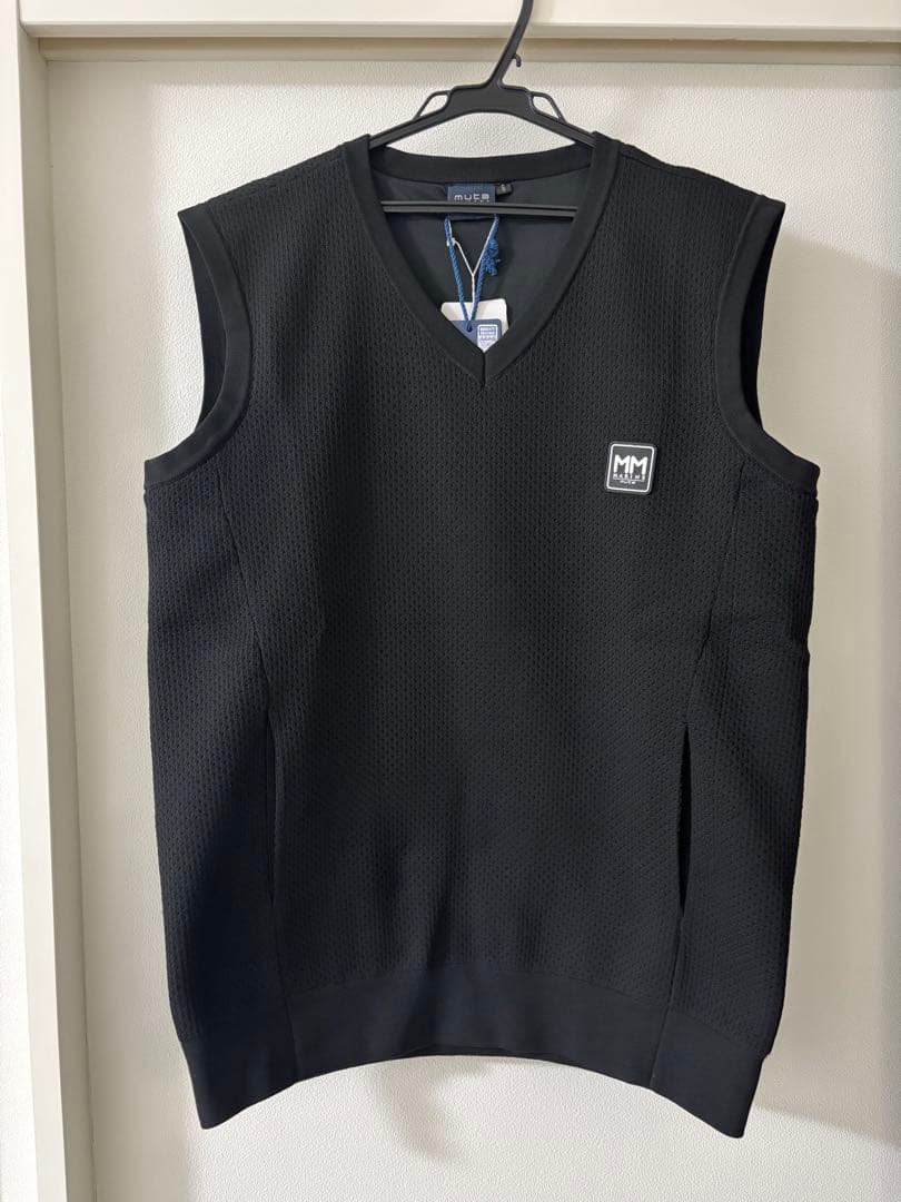 muta ムータ Vネックベスト