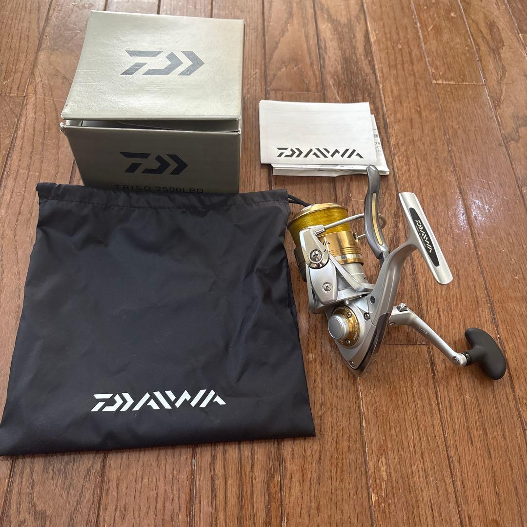 ダイワ　トライソ2500LBD