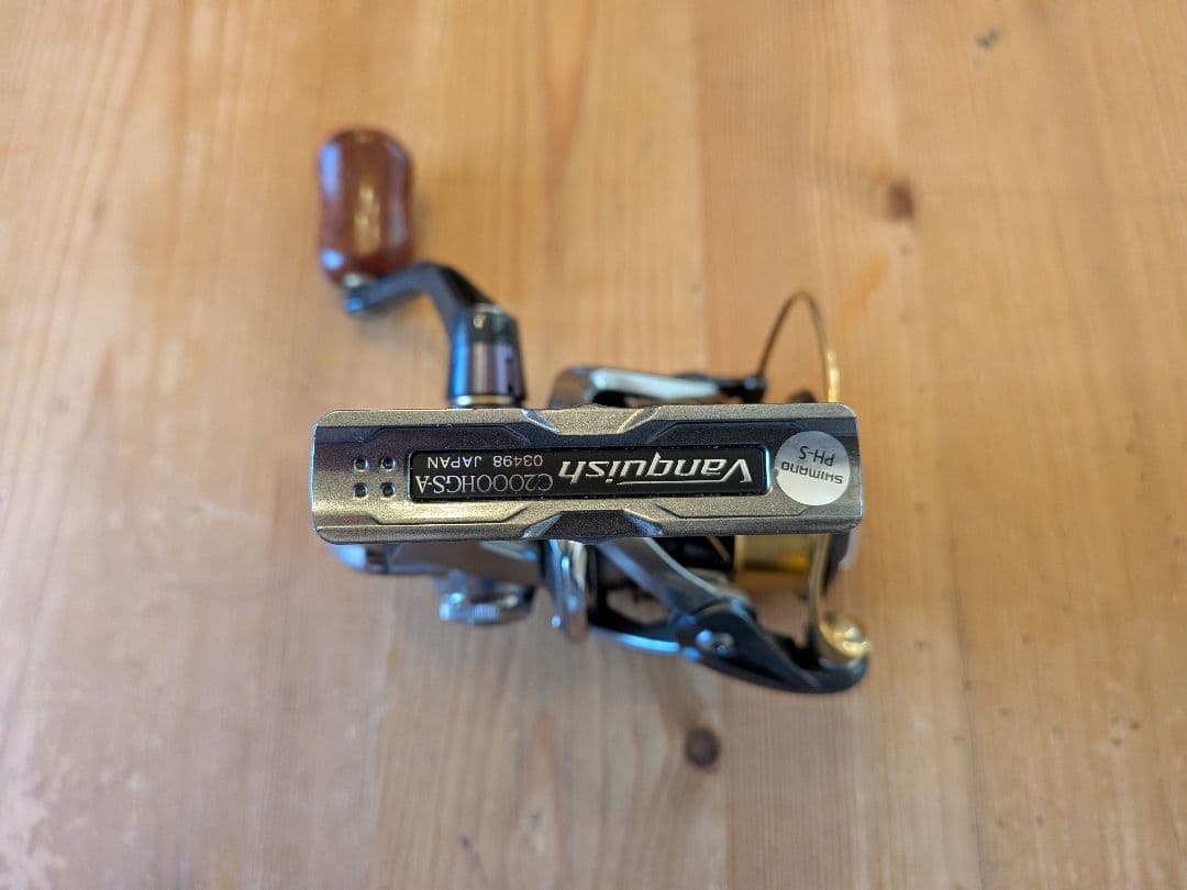 SHIMANO 16Vanquish C2000HGS スピニングリール
