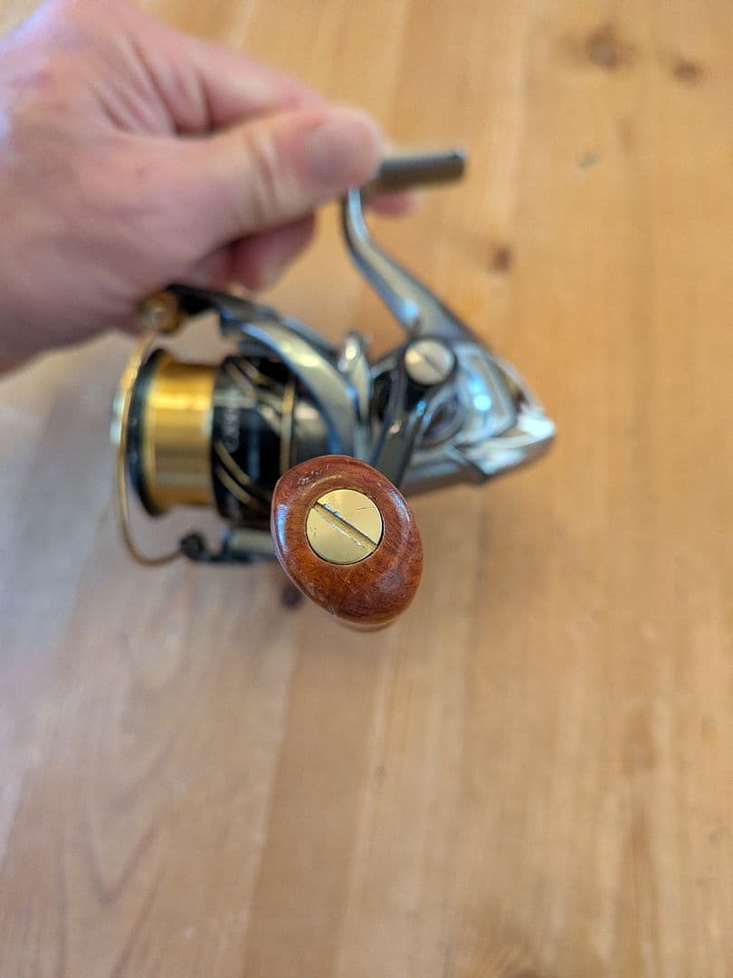 SHIMANO 16Vanquish C2000HGS スピニングリール