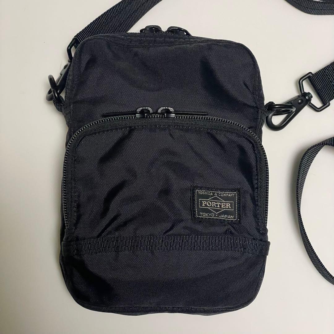 未使用に近い　ポーター フラッシュ　FLASH ショルダーバッグ　ブラック