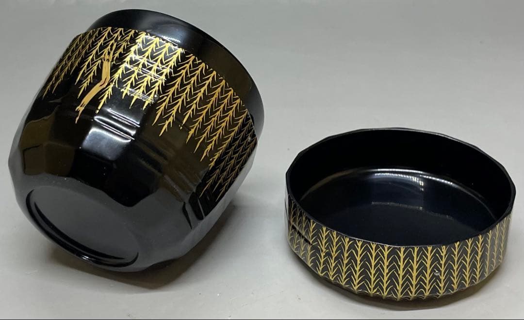 吉田一峰　認得斎好写　折撓柳蒔絵棗　四方桟共箱 　栞　T74