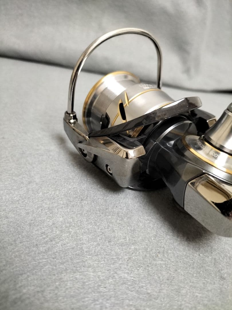 ダイワ 20ルビアスFC LT2000S スプール付き