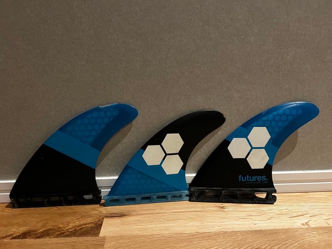 アルメリック　futures サーフボードフィン　Mサイズ