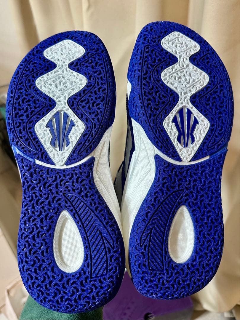 新品28.5cm ANTA KYRIE KAI1 カイリー Unvi. Duke