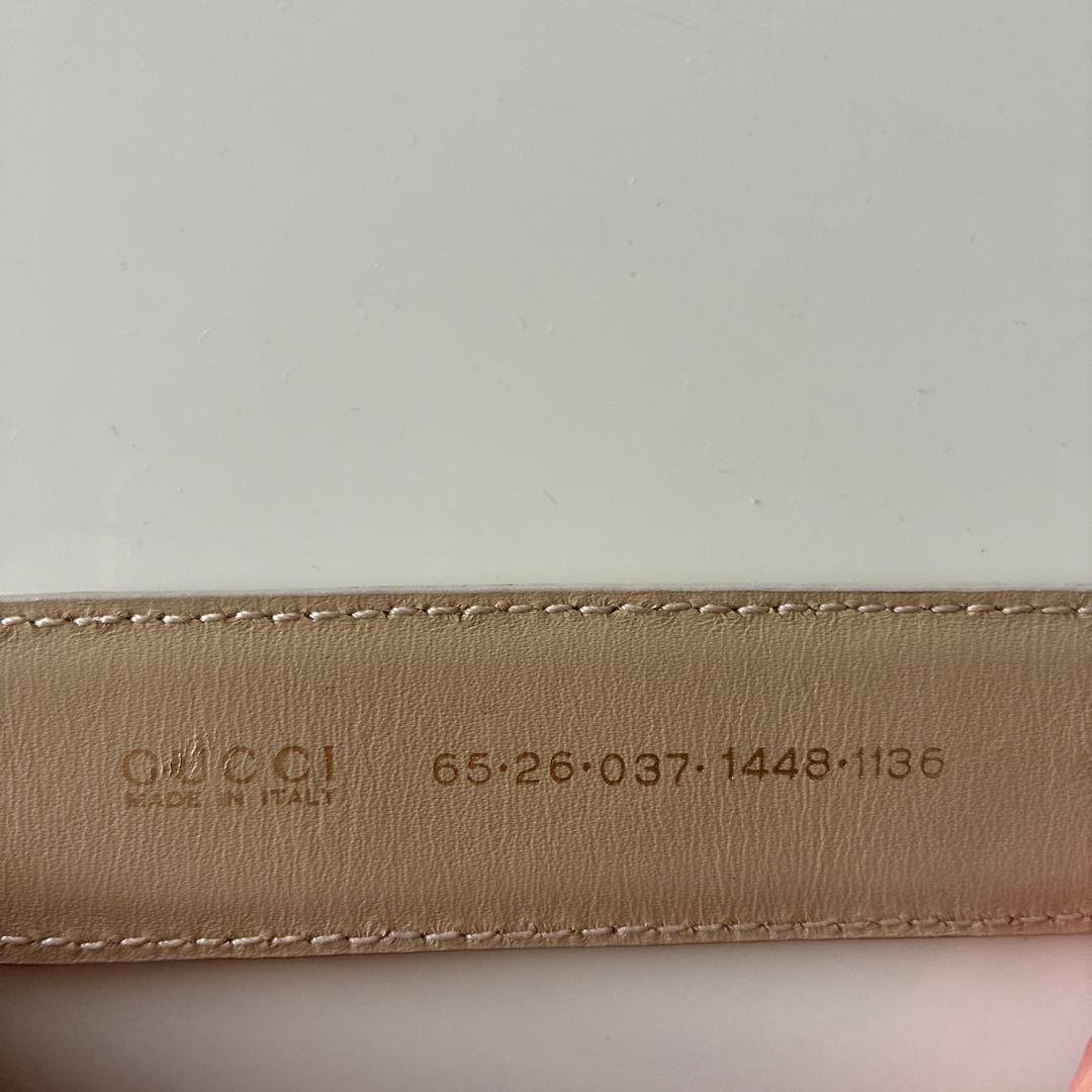 GUCCI ベージュ ベルト ゴールドバックル