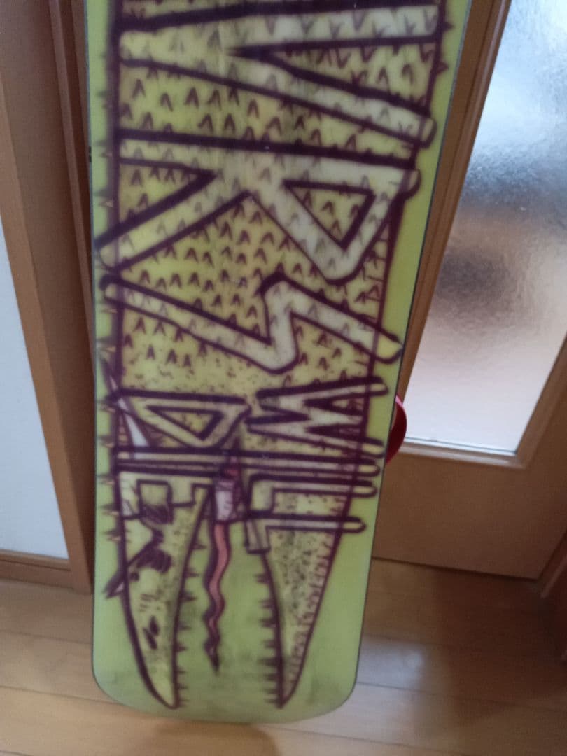 ✿うり✿ユニークデザイン スノーボードビンディング付き　154