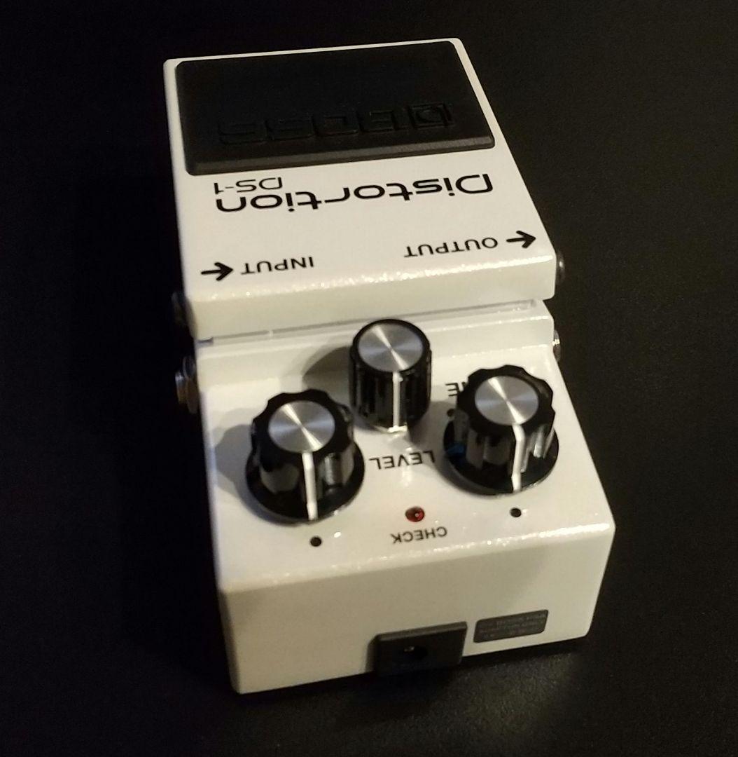 BOSS DS-1 ホワイト ディストーションペダル