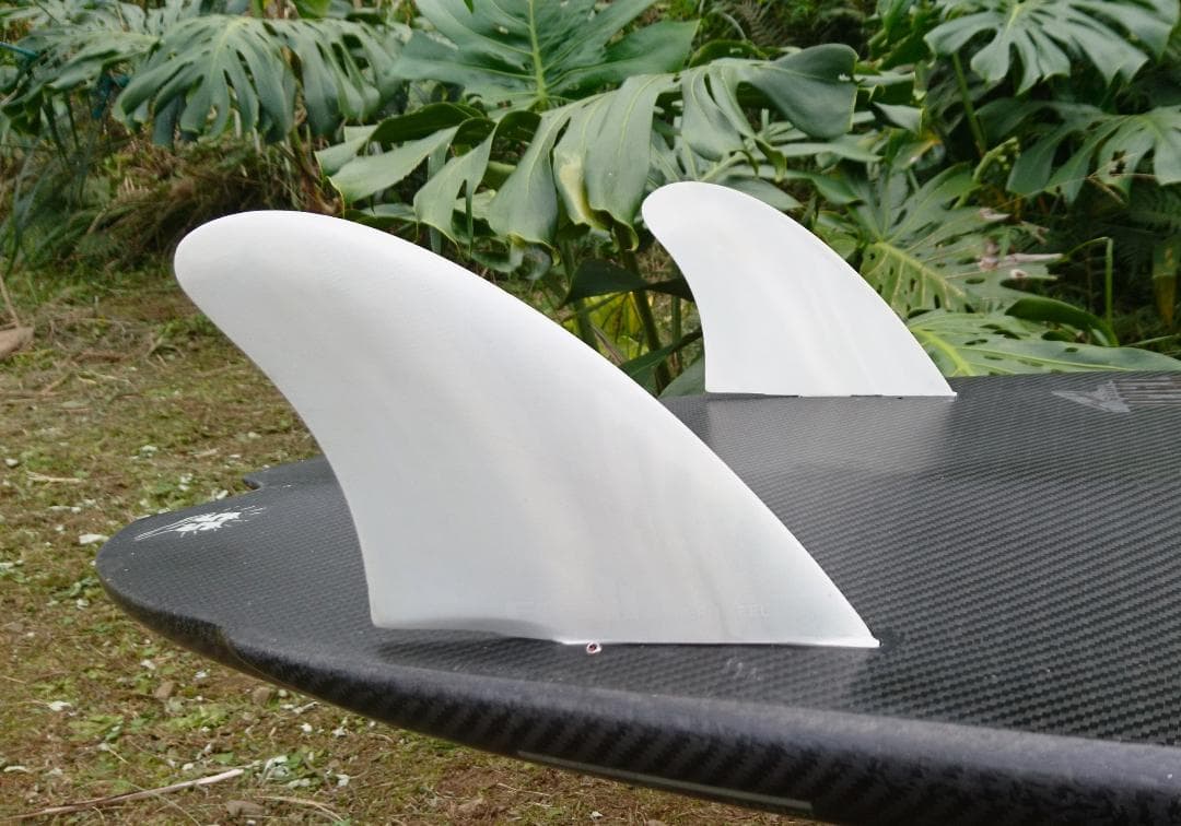 モダンキール ツインフィン　FCS２　AirCore　MODERN　KEEL