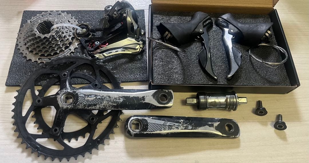 ロードバイク　Claris コンポセット