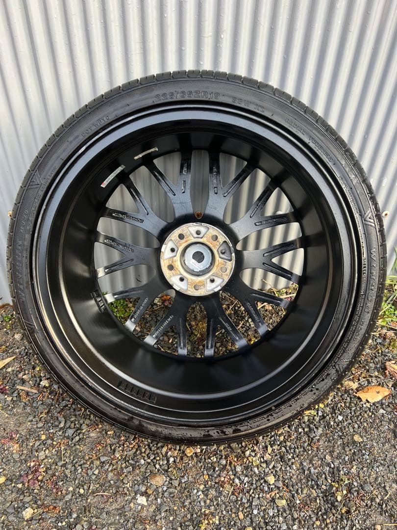 み*ー様 19インチ 225/35r19 ノア　ヴォクシー