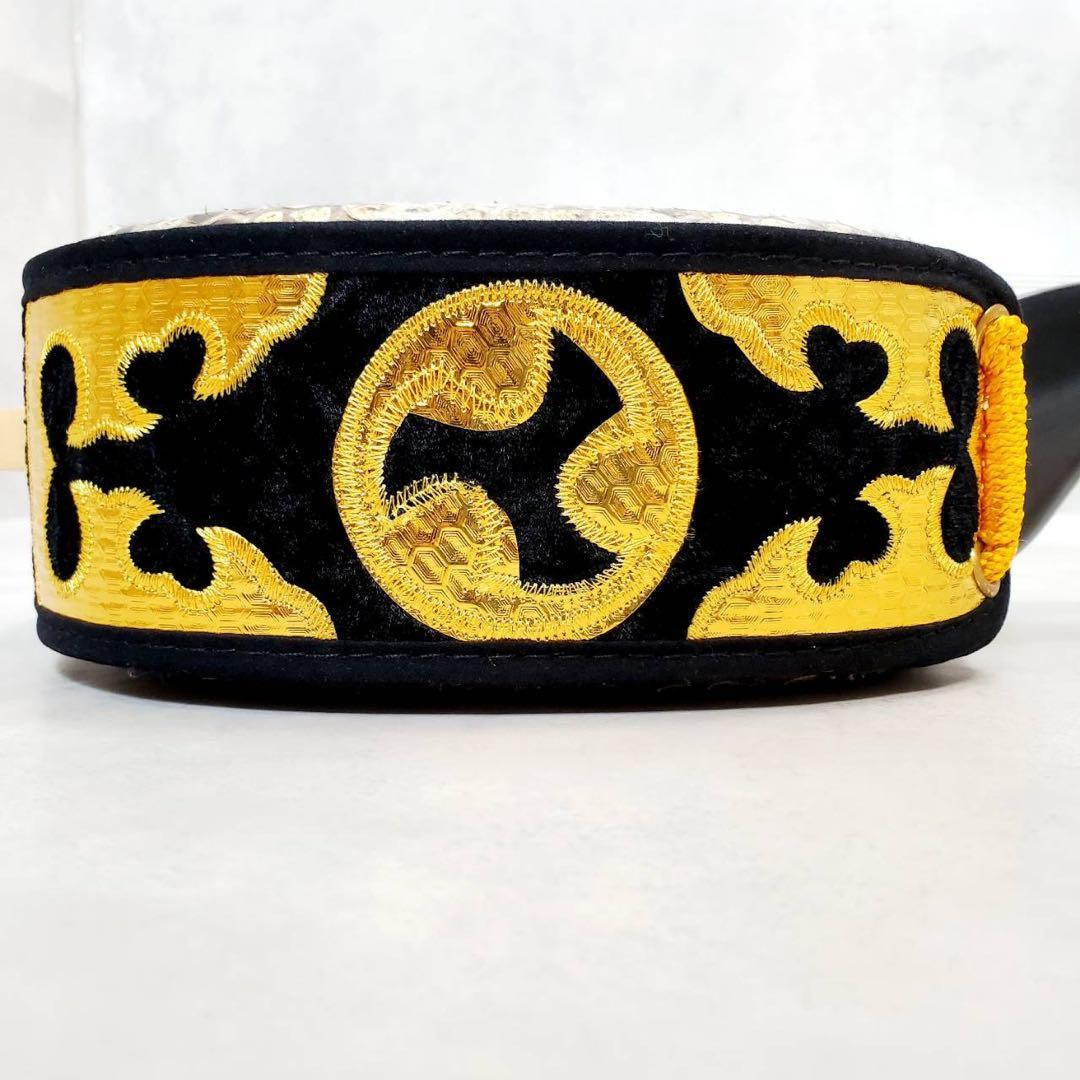 【極美品・すぐ始められる】沖縄三線 本蛇皮張り 付属品多数 初心者セット