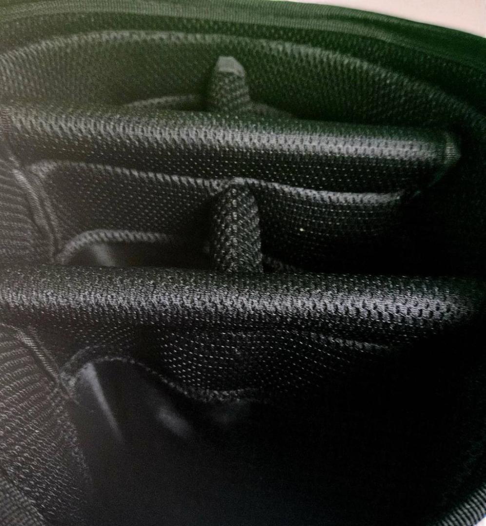 吉田幸真送料無料//展示品XXIO ゴルフバッグ 新品未使用 黒/銀