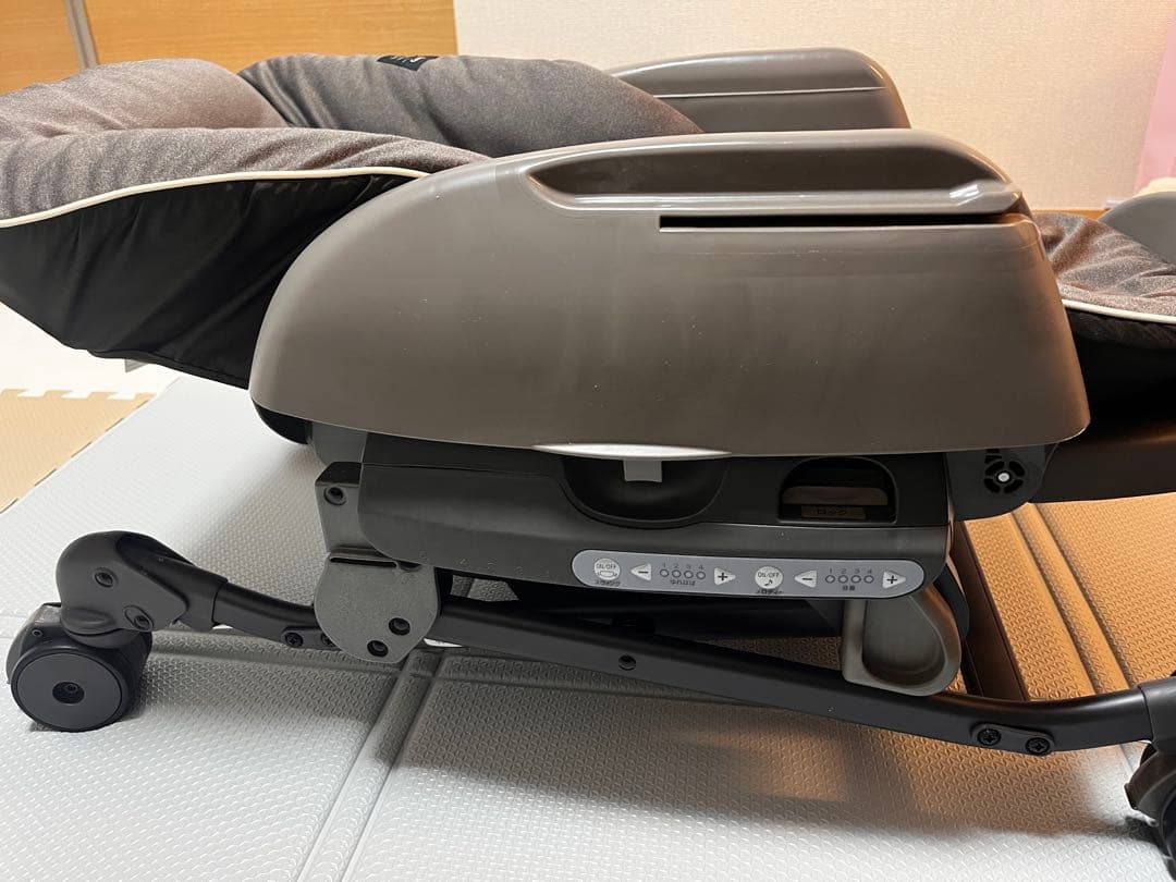 Combi ネムリラ AUTO SWING BEDi EG ベビーラック