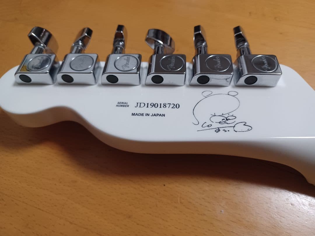 [SILENT SIREN] TELECASTER すぅモデル ギターケース付き