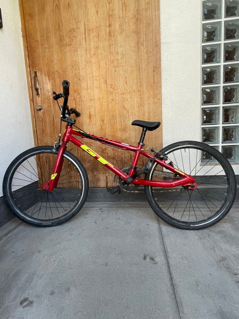 GT Mach One キッズバイク レッド 18.5インチ