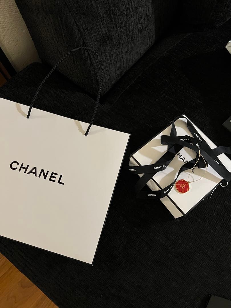 CHANEL 箱　袋　リボン