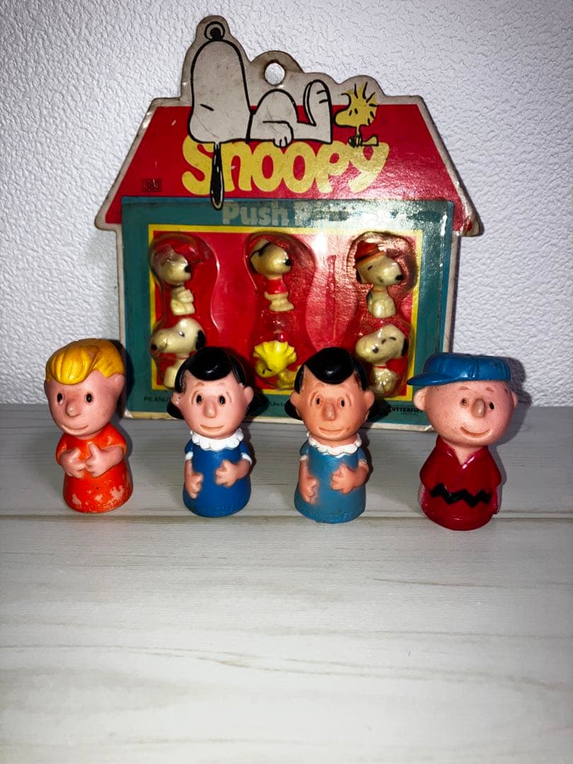 70年代 スヌーピーとピーナッツギャング　ソフビ　プッシュピンズ　まとめて