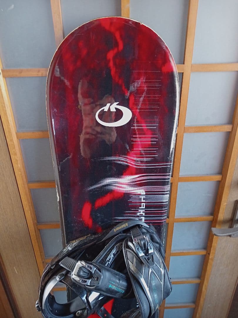 スノーボード 赤/黒 ビンディング付き