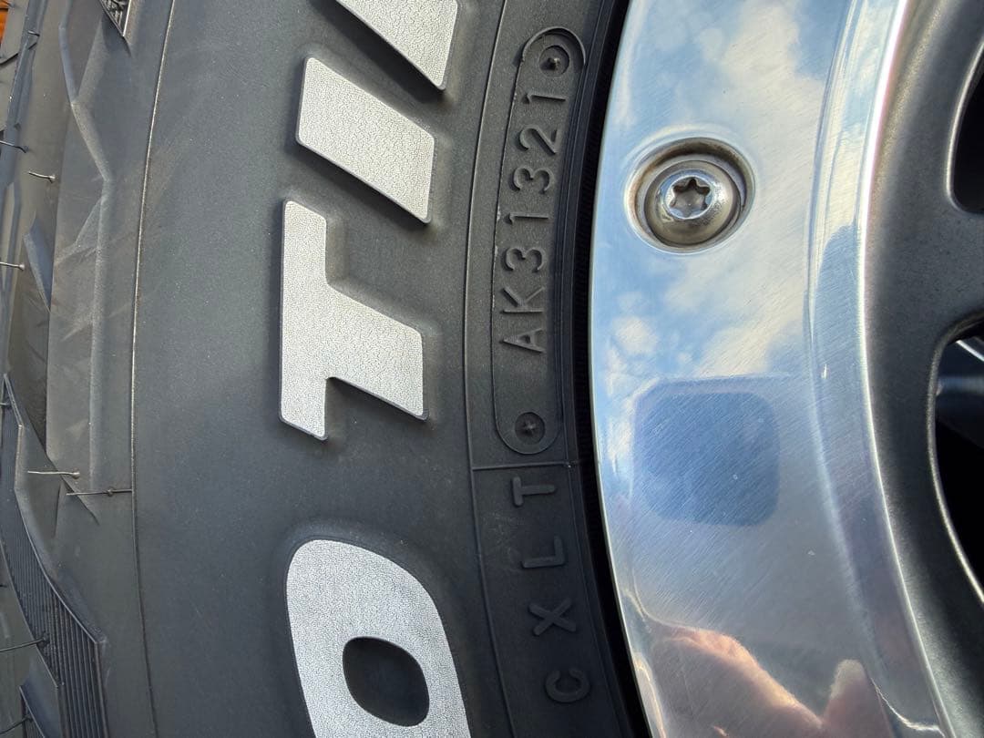 US TRD 純正16インチ タイヤ・ホイールセット５本セット