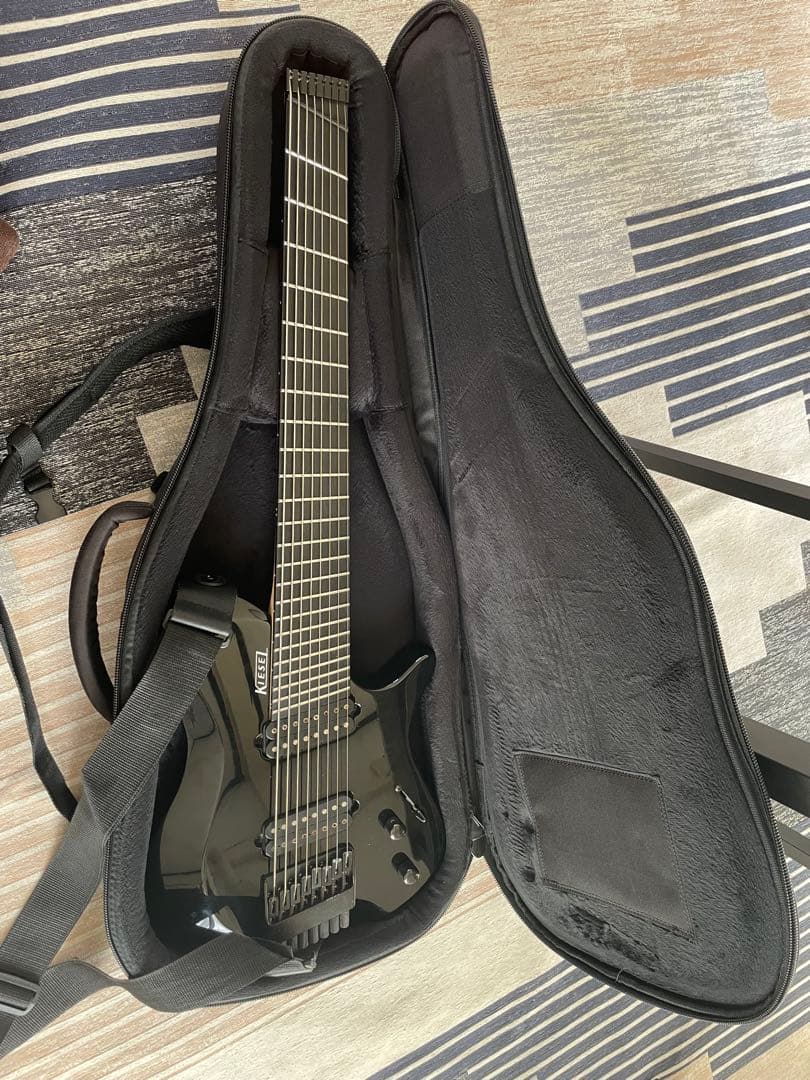 Kiesel ZM8 Zeus 8弦 Headlessギター