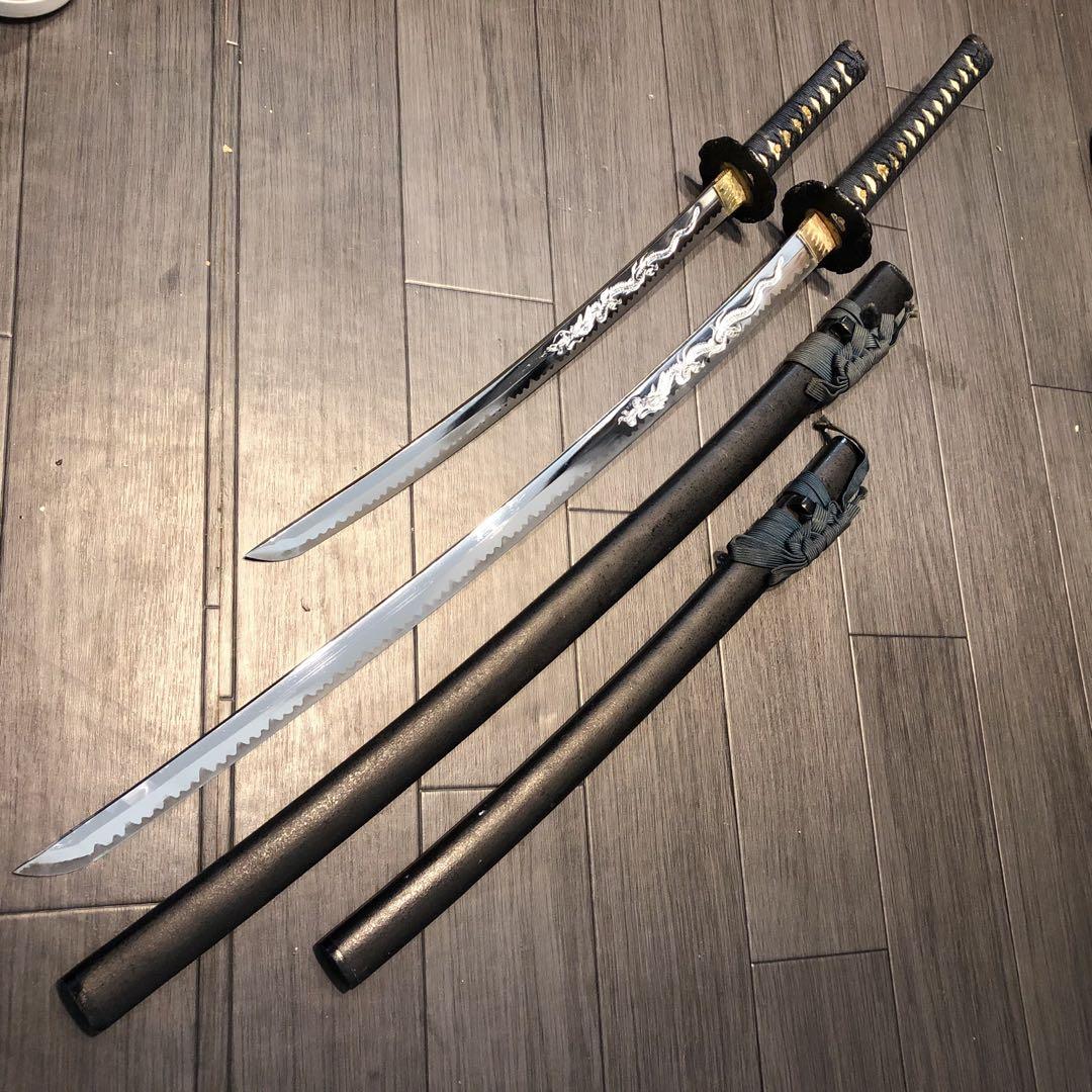 本格模造刀　龍梵字刻印　居合刀　 美術刀剣　太刀　脇差　大小セット　緑拵え