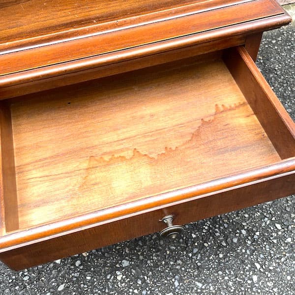 関西限定　送料別イギリスビンテージ家具　ガラスキャビネット　カップボード　飾り棚