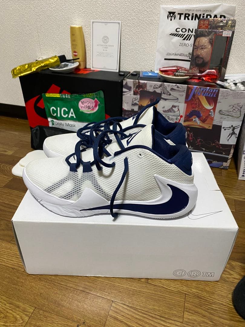 【美品】NIKE Zoom Freak1 id