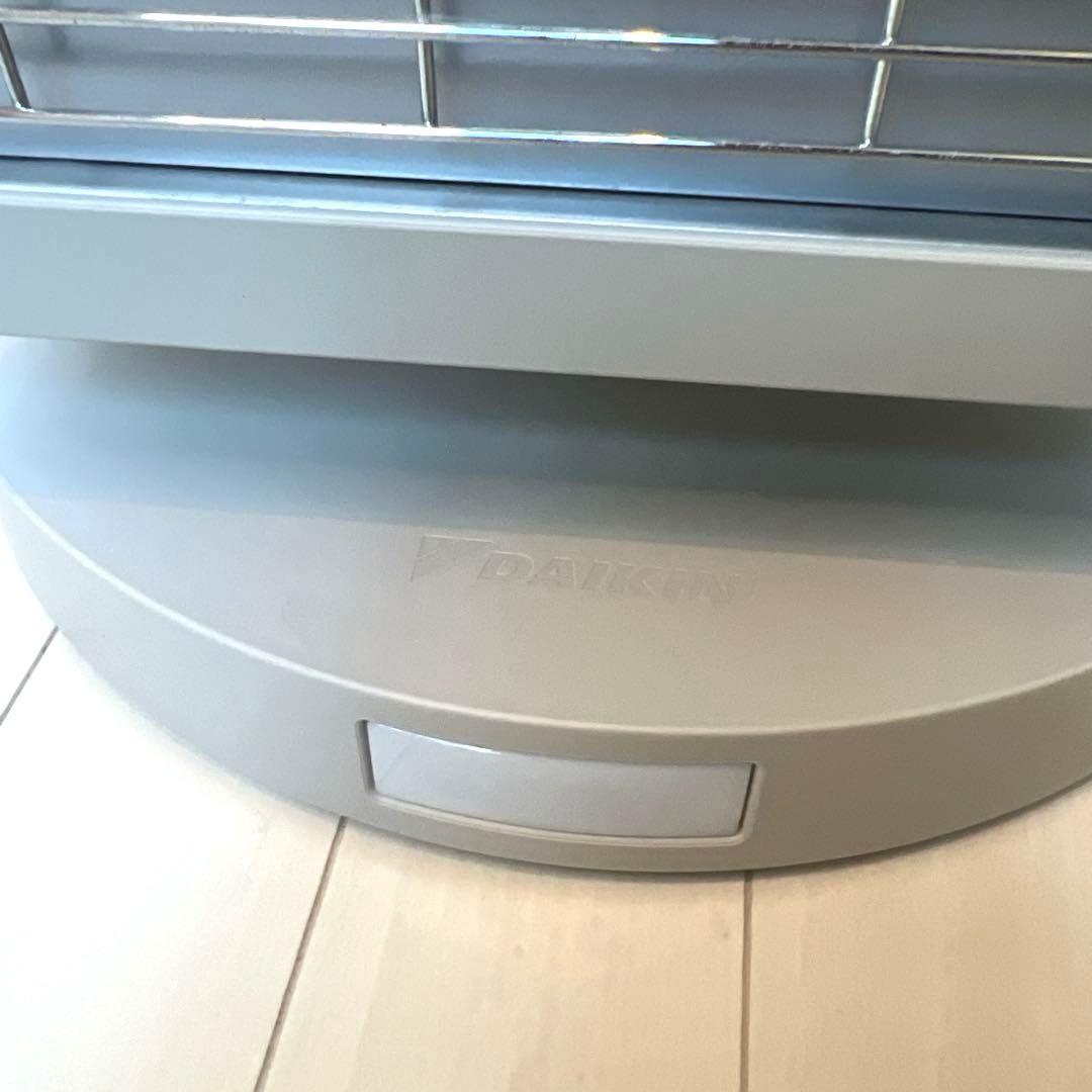 ダイキン DAIKIN セラムヒート 遠赤外線ストーブ　2021年製